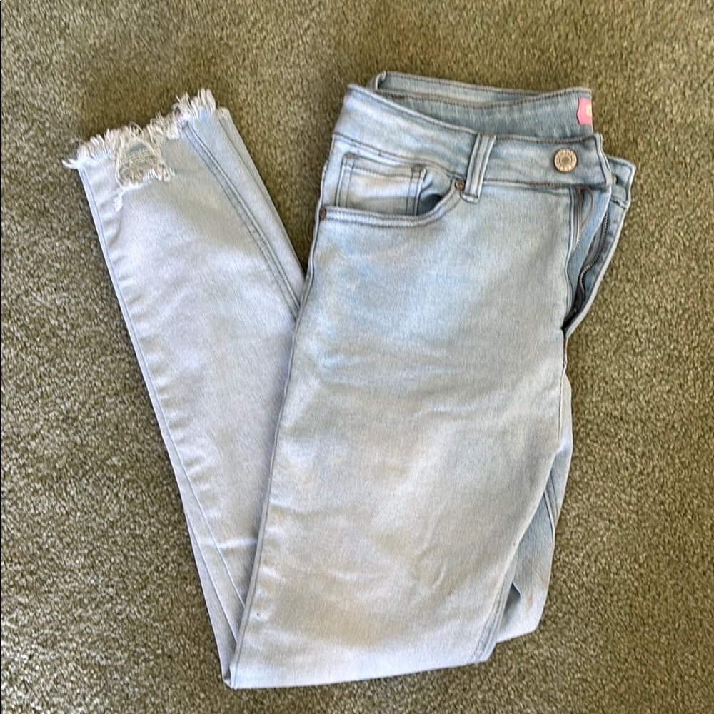 BAMBOO Blue Ankle Cropped Distressed Jeans